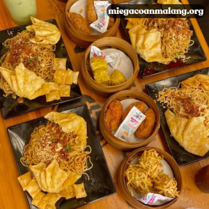 menu mie gacoan malang stasiun